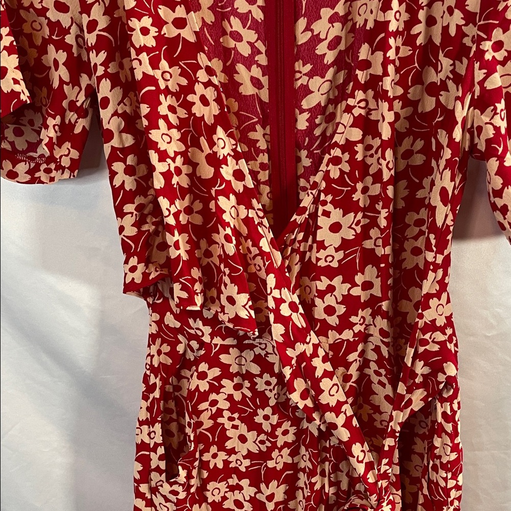 Madewell Crimson Floral Romper - Picture 6 of 11